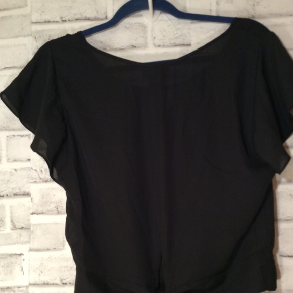 Top - Picture 2 of 3